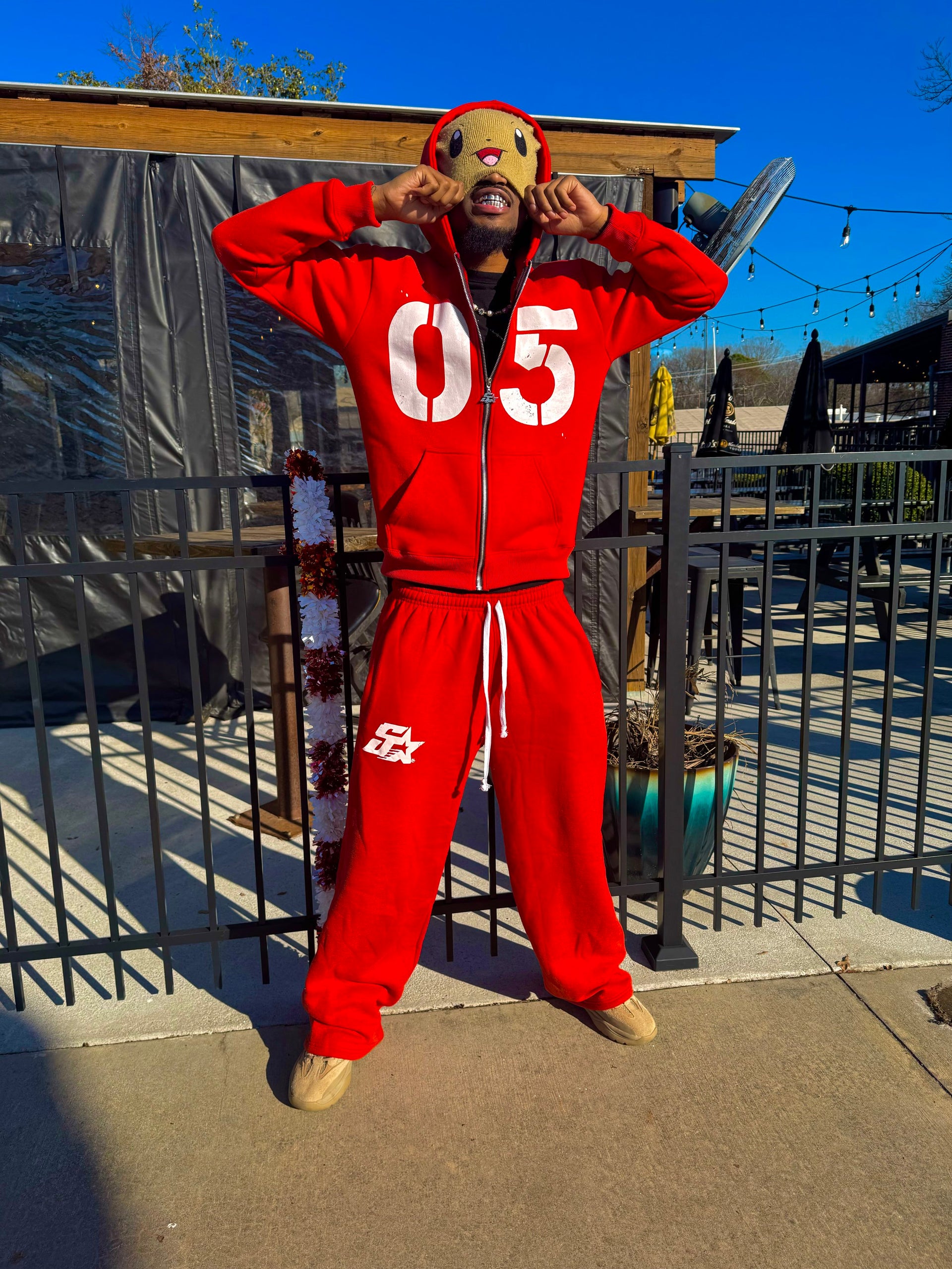 05 HOODIE RED